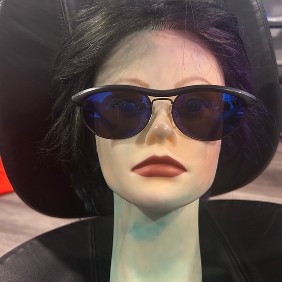 Stylish Blue Cat-Eye Sunglasses main image 7